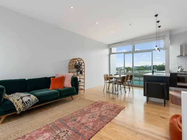 2D Middle Street, Freemans Bay