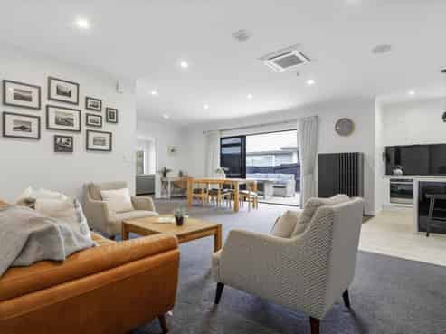 23 Puhirake Crescent, Pyes Pa