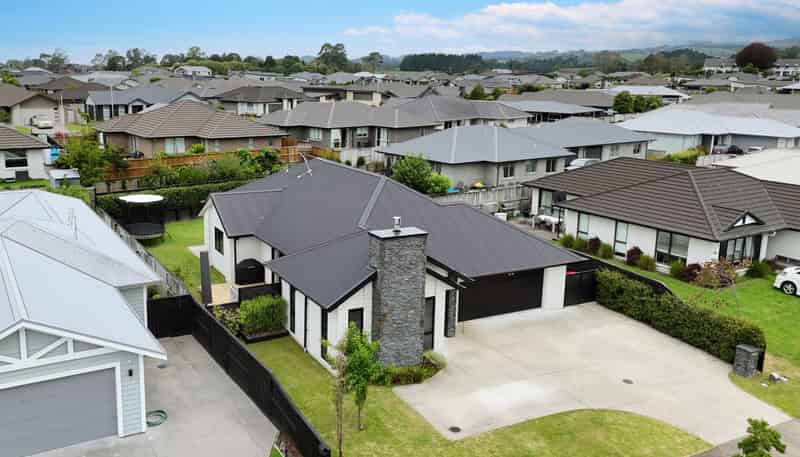 23 Puhirake Crescent, Pyes Pa