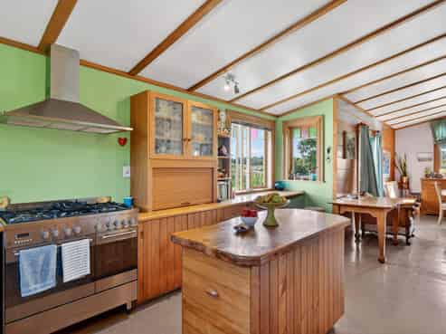 311 Franklin Road, Paparoa