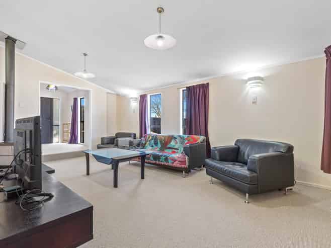 132 Dinsdale Road, Dinsdale