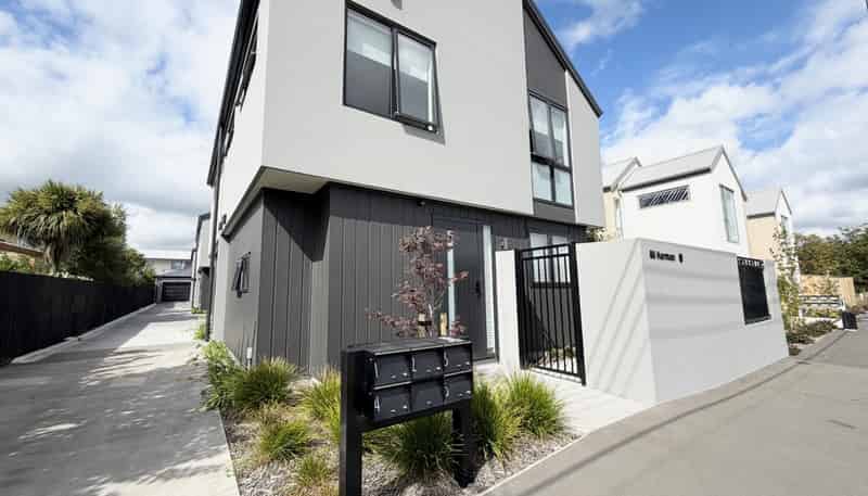 1/80 Harman Street, Addington