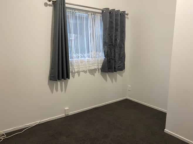 8A Appleby Place, Mangere East