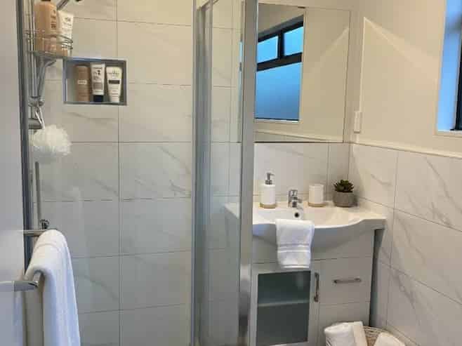 8A Appleby Place, Mangere East