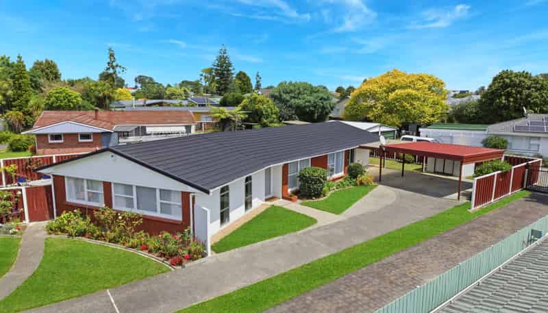 10 Alf Walker Place, Papakura