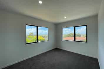 4B Glenmore Road, Sunnyhills