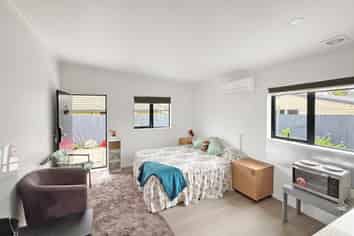 21A Gadsby Road, Favona