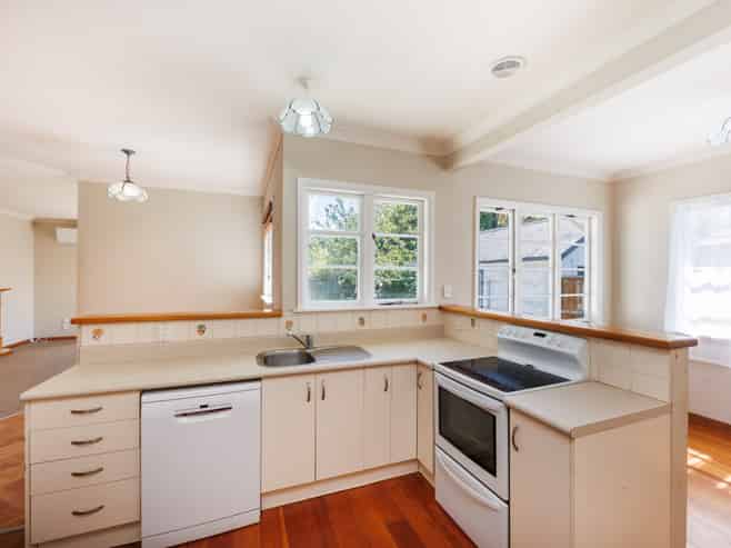 119 Ferguson Street, West End