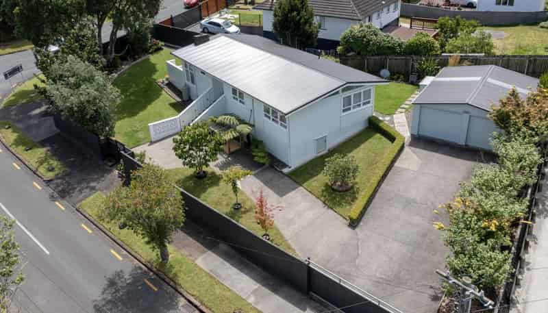 34 Laburnum Road, New Windsor