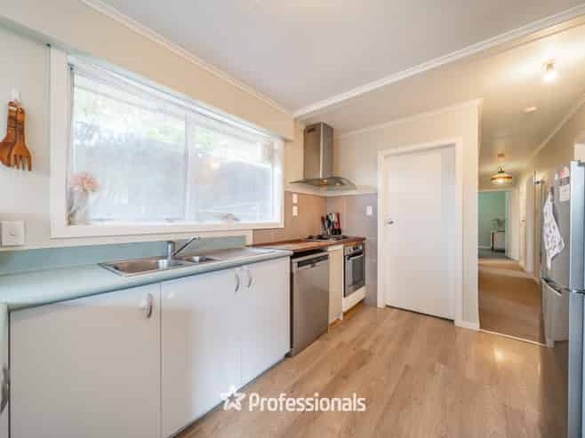 9 Kairimu Street, Stokes Valley