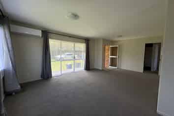 91B  Triangle Road , Massey