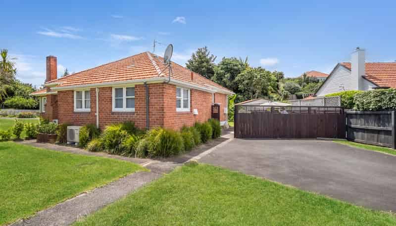 2 Galway Avenue, Hamilton East