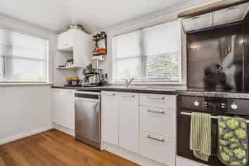 2 Galway Avenue, Hamilton East