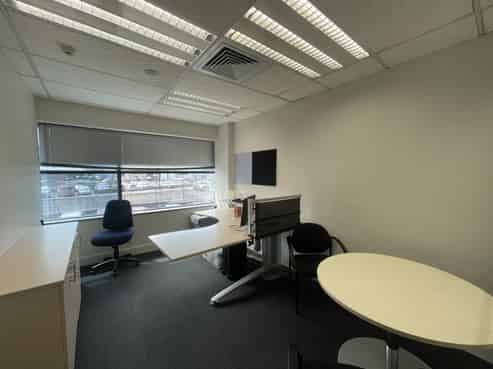 Versatile warehouse, showroom & office