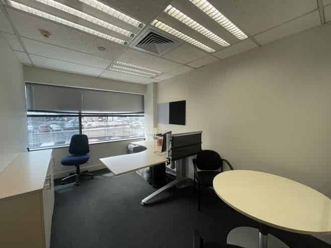 Versatile warehouse, showroom & office