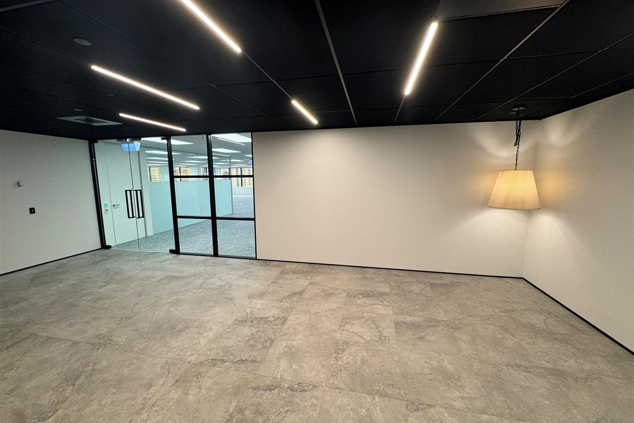 Refurbish Floor with New Fitout - Prikaz 2
