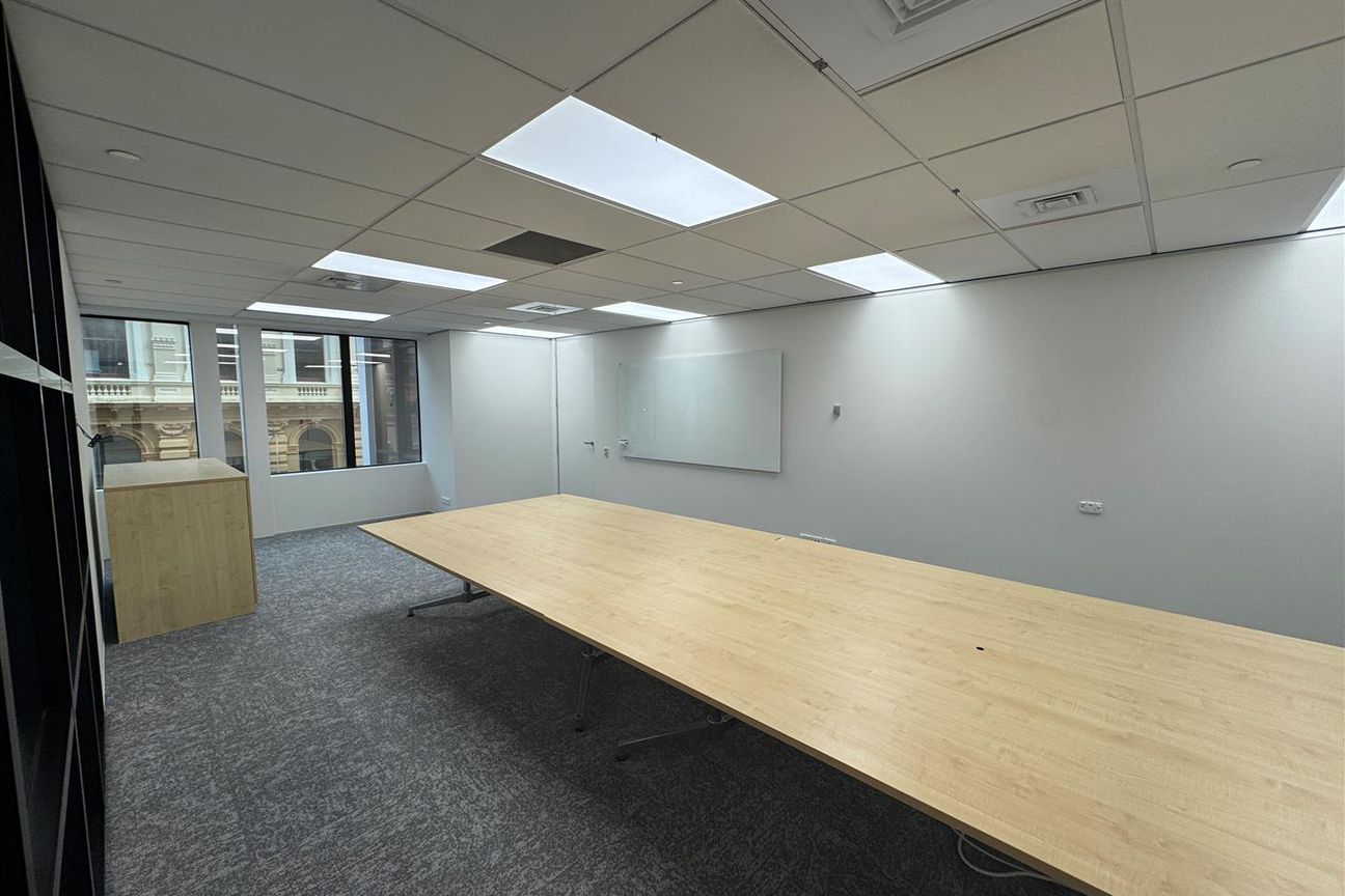 Refurbish Floor with New Fitout - Prikaz 3
