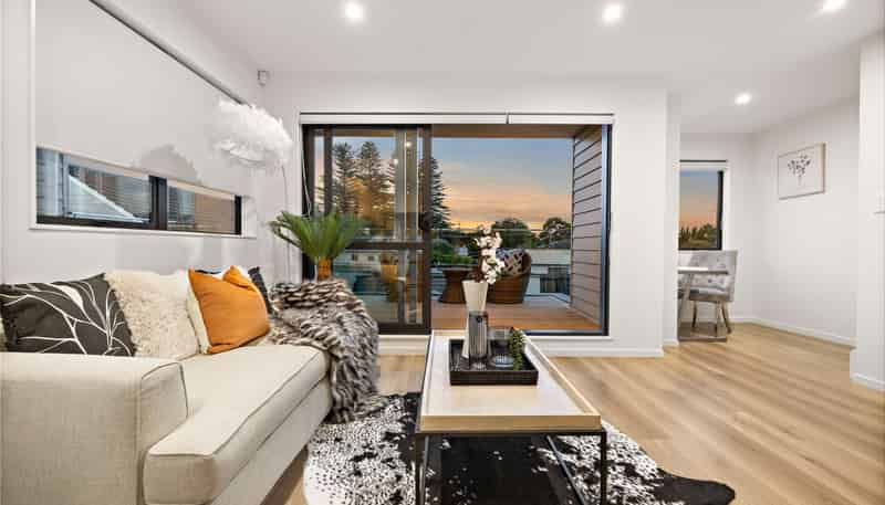 D/10 Erima Avenue, Point England