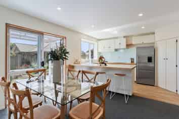 2/23a Meadow Street, Papanui