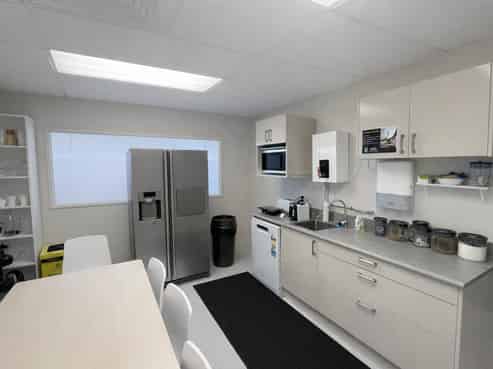 Warehouse/office opportunity in Newmarket