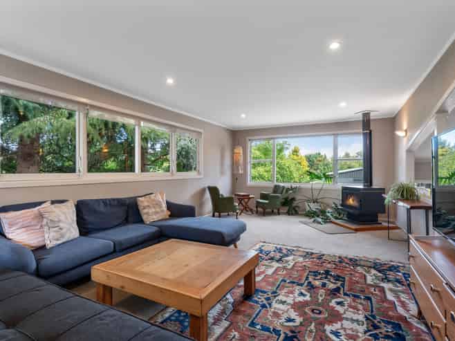 113 Taupo View Road, Hilltop
