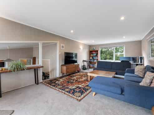 113 Taupo View Road, Hilltop