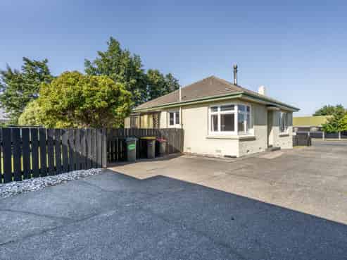 190 Morton Street, Strathern