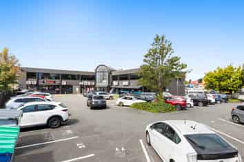 Tidy Modern Offices/Excellent Onsite Car Parking