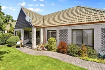 1/50 Short Street, Ashburton