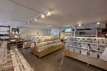 High Profile Kumeu Retai - 102m²