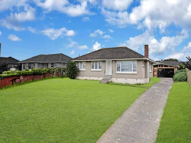 36 Ashley Avenue, Mangere East