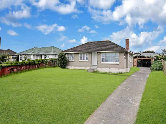 36 Ashley Avenue, Mangere East