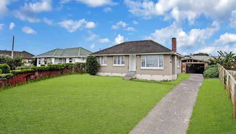 36 Ashley Avenue, Mangere East
