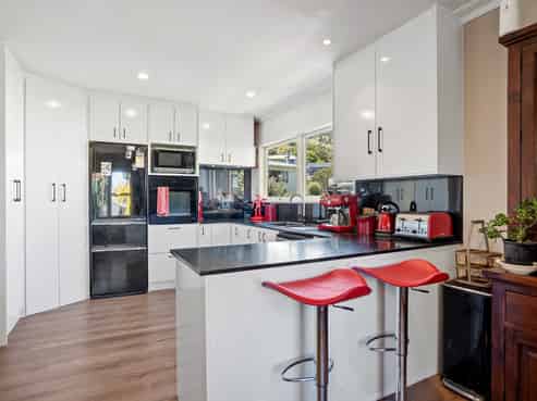 21 Rainbow Drive, Atawhai