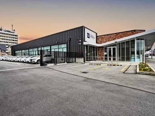 Premium New Build Office Investment