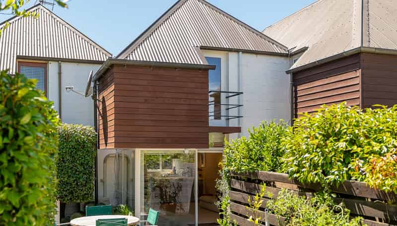 108 Winchester Street, Merivale