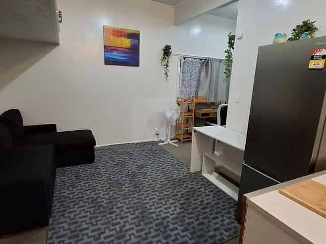 918 Beach Road, Waiake