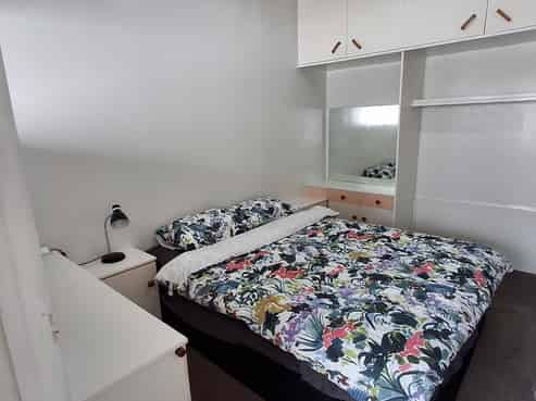 918 Beach Road, Waiake