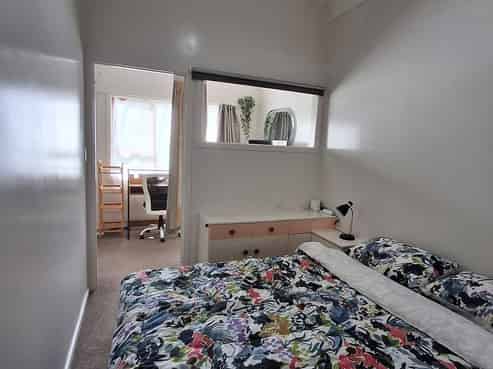 918 Beach Road, Waiake