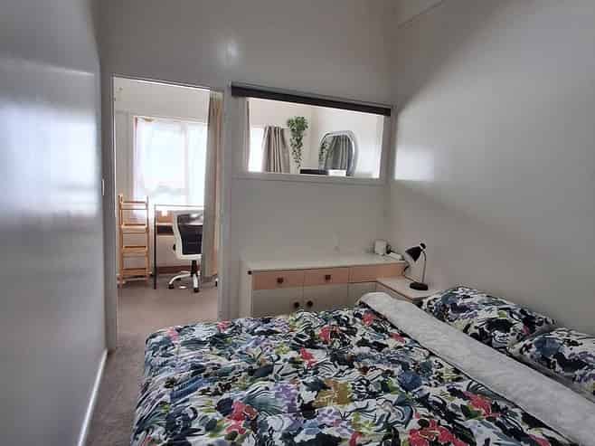 918 Beach Road, Waiake