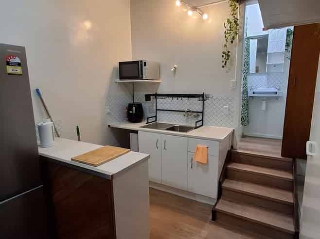 918 Beach Road, Waiake