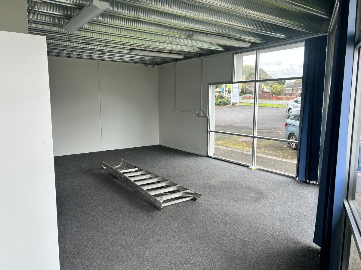 Rent Reduced! Split-Level Office on Marua - View 3