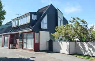 49D Queens Drive, Richmond