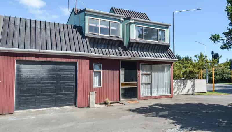 49D Queens Drive, Richmond