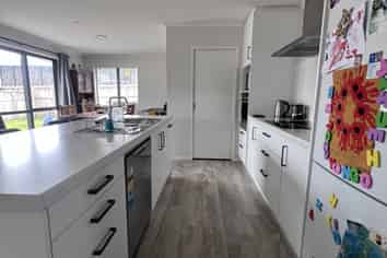 39 Whakaturou Crescent, Pyes Pa