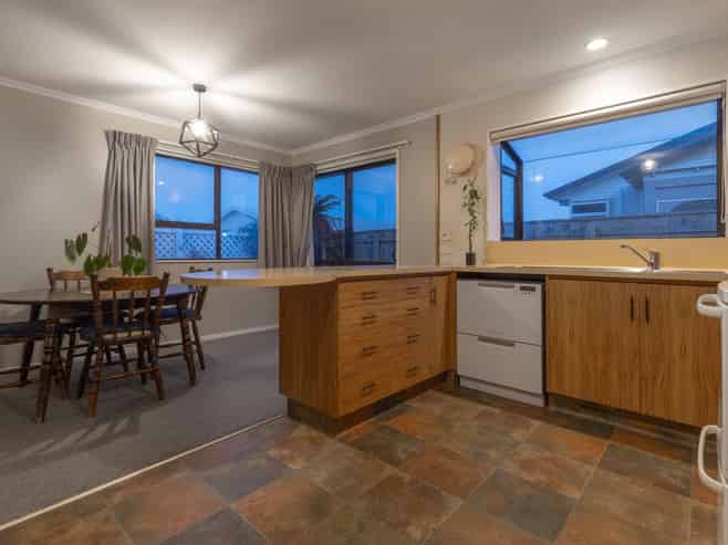 50 Winchester Street, LEVIN