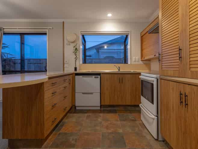 50 Winchester Street, LEVIN