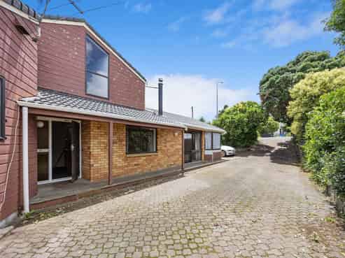 262 Great North Road, Henderson