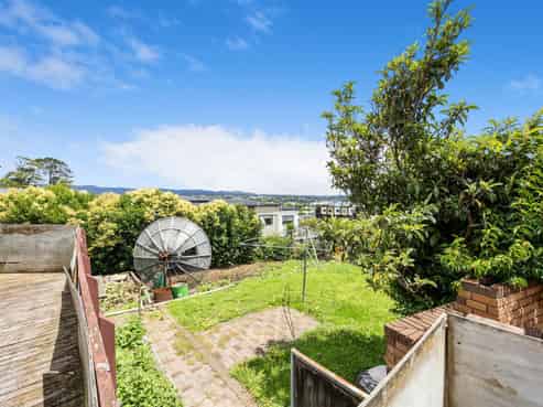 262 Great North Road, Henderson