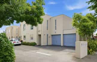 19 Whiteleigh Avenue, Addington